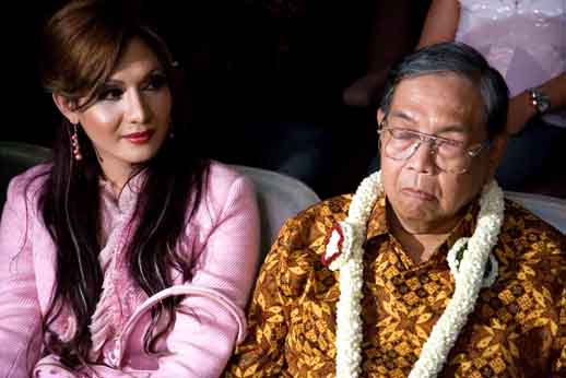 Kortschak_4C.jpg Kortschak_4C.jpg