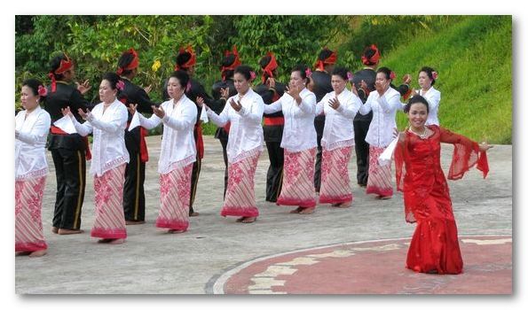 minahasa2.jpg minahasa2.jpg